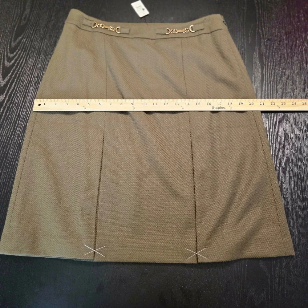 Talbots Olive Army Green Wool Blend Pleated‎ Skirt Chain Detail Size 8 NWT